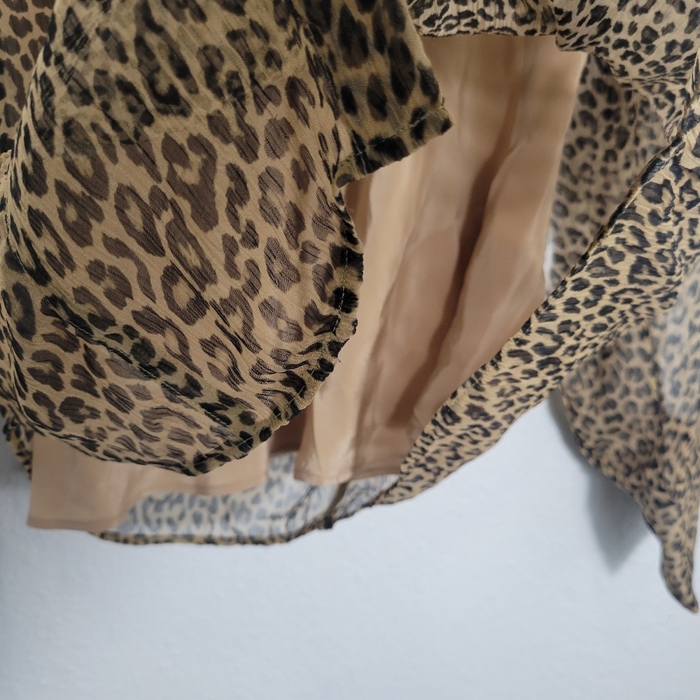 J Crew Sheer leopard-print shirt in crinkle chiffon, 4, NWOT - Picture 5 of 8